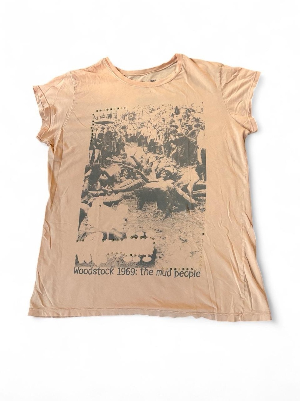 Vintage-Inspired Peach Woodstock 1969 Graphic Tee - Short Sleeve